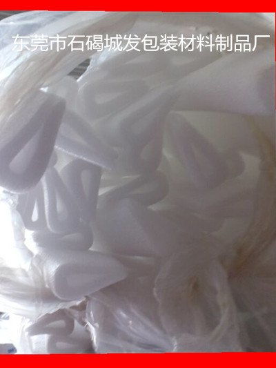 昆山u型珍珠棉槽 東莞市城發(fā)塑膠包裝制品廠 pe膠膜 汽泡袋 收縮膜 打包膜 封口袋