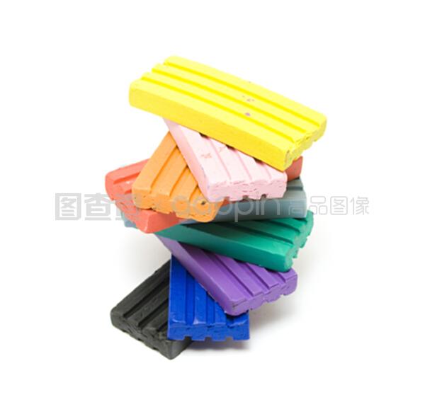 塑膠磚 塑料建材的創新應用與發展前景