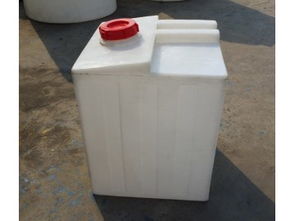 東莞市萬江浙東塑膠容器制造廠 專業供應方形加藥箱與計量箱，塑膠塑料制品專家